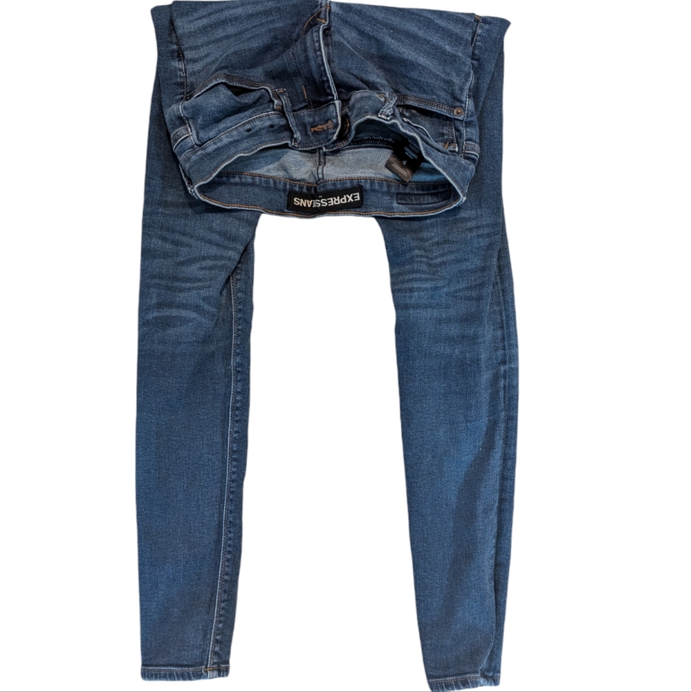 Express jeans Ultimate legging stretch size 4R mid rise